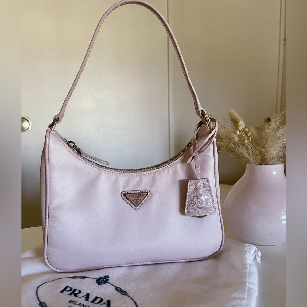 PRADA Re-edition 2005 Nylon Bag Alabastro Pink